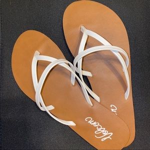 VOLCOM SANDALS